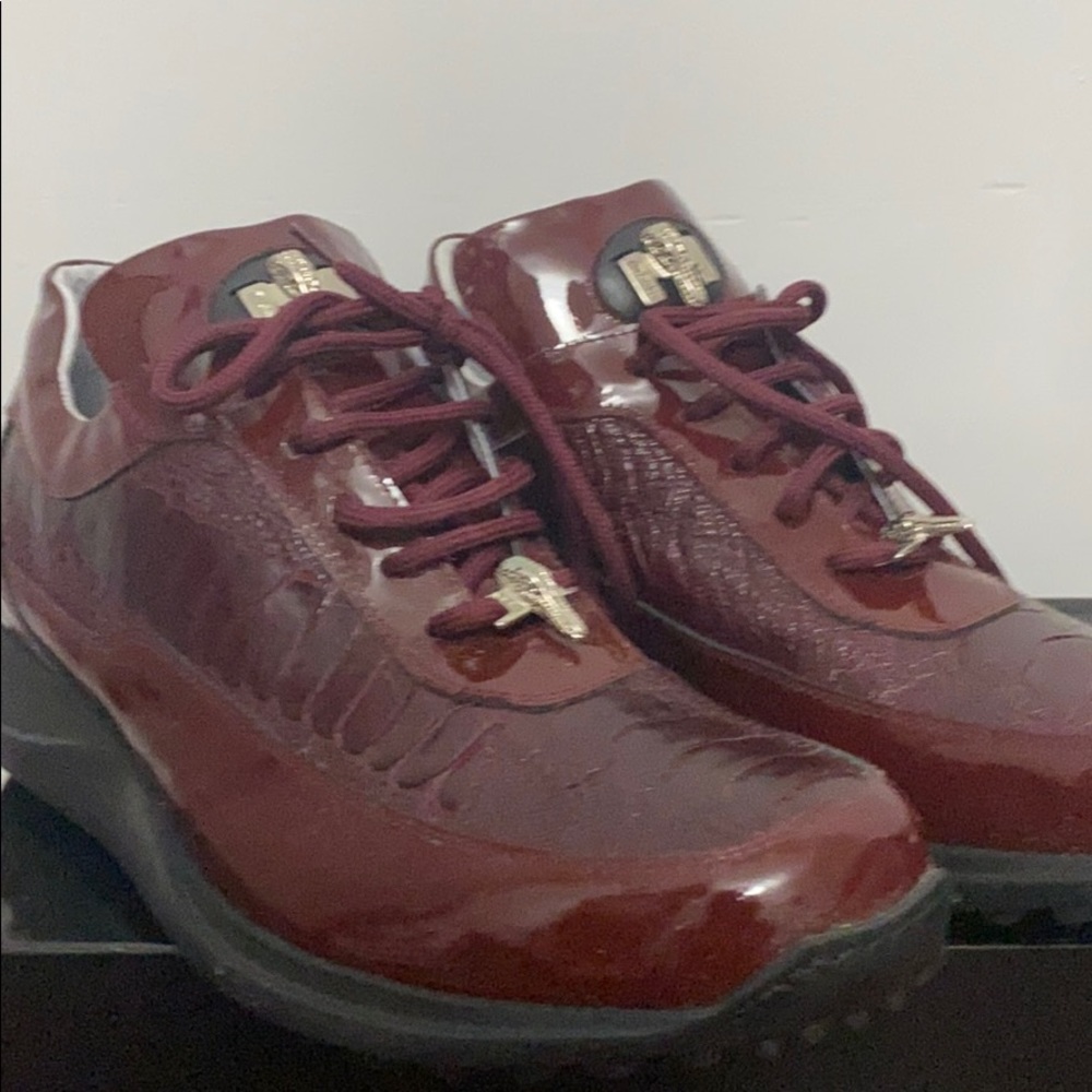 Mauri Patent ruby red ostrich leg leather